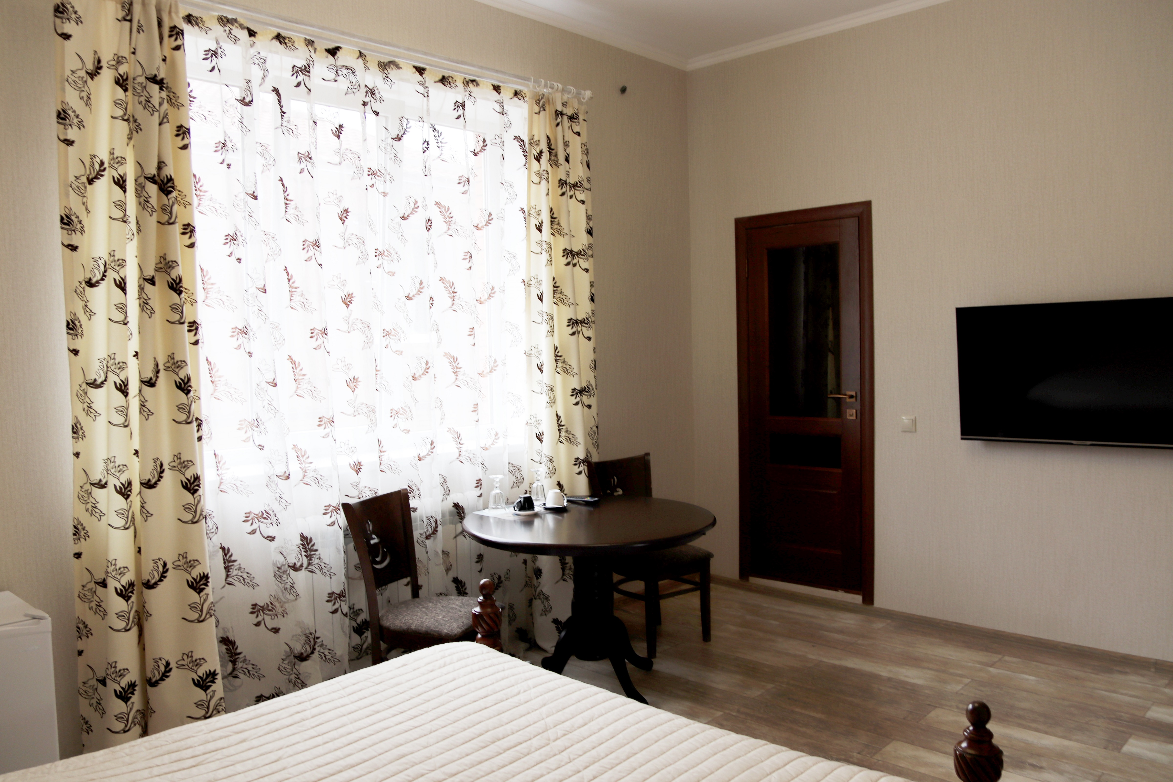 Фото Маленький Париж