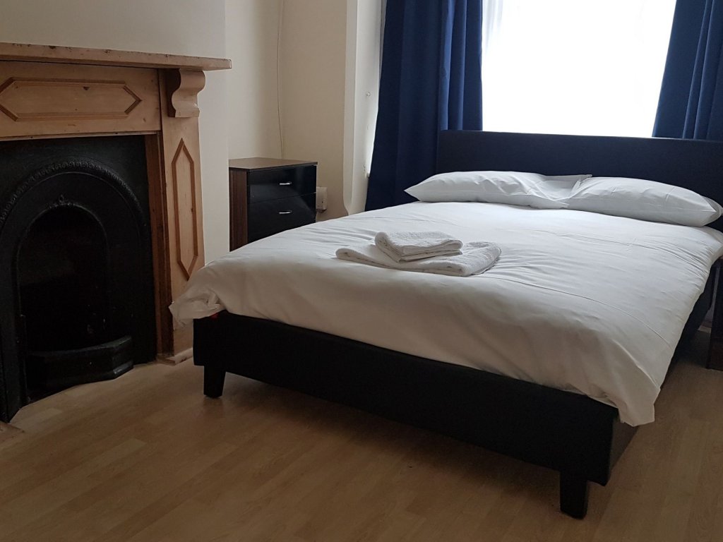 Фото Bramshott Budget Rooms