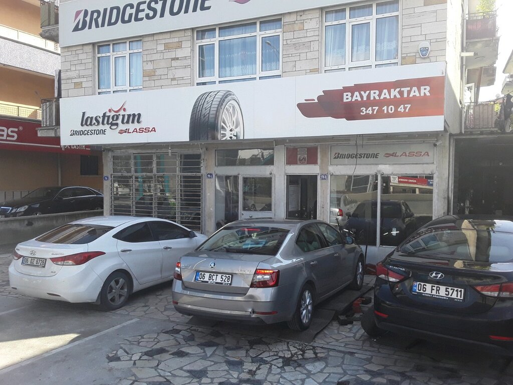 Otomobil yedek parçaları Bayraktar Oto Lastİk, Altındağ, foto