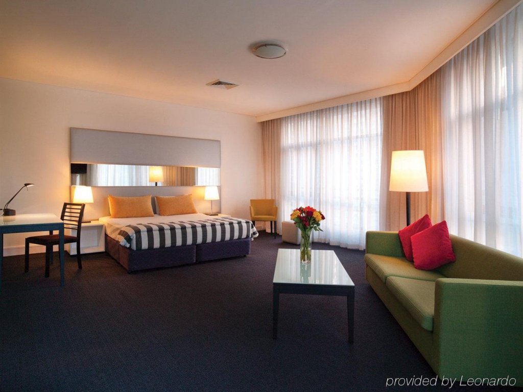 Фото Vibe Hotel Sydney