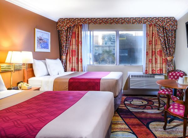 Фото Holiday Inn Express Santa Rosa North, an Ihg Hotel