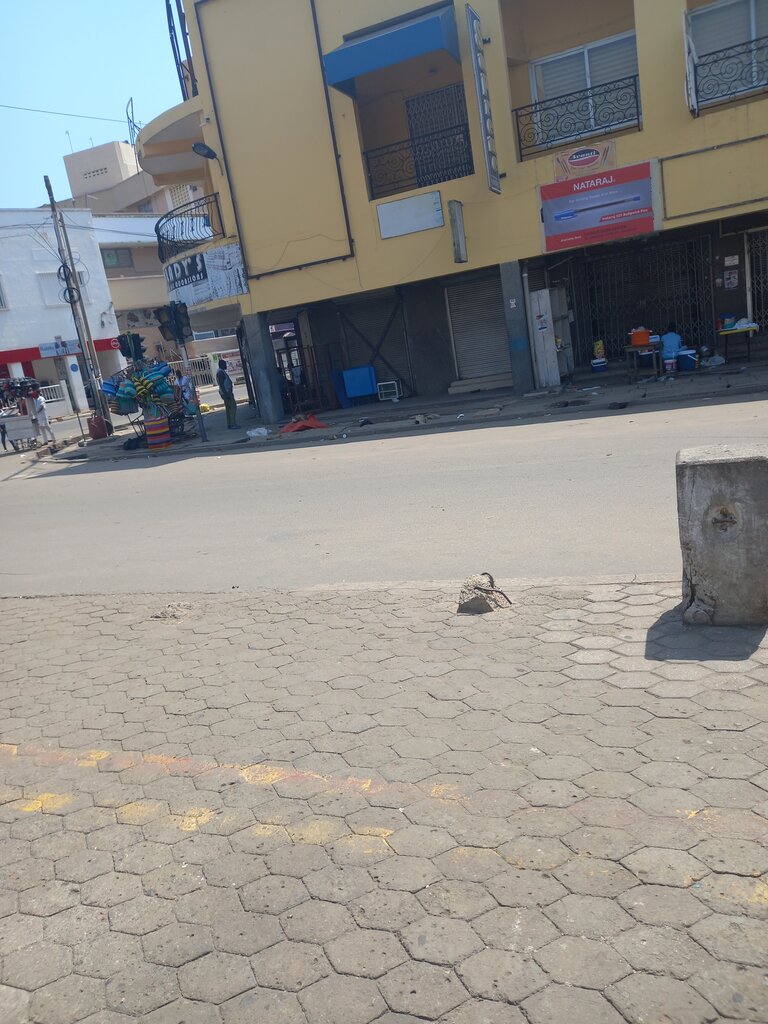 Beauty salon equipment Idmosamdi ent, Accra, photo