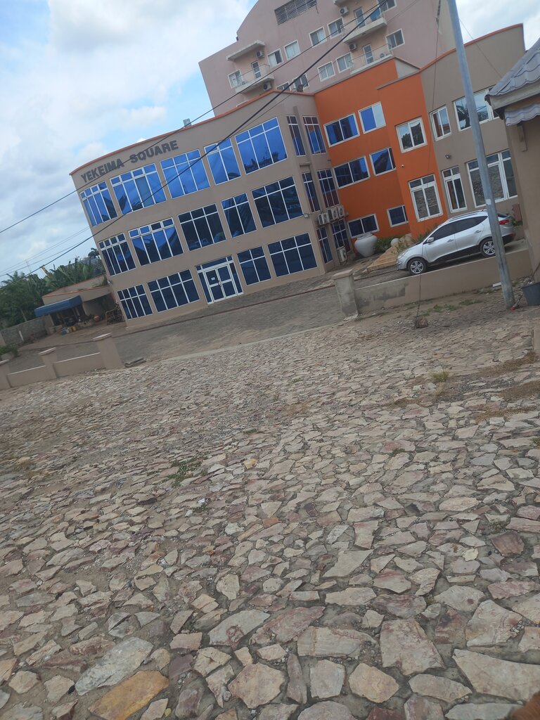 Park Yekeima Square, Accra, photo