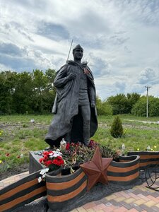 Воинам, павшим в годы Великой Отечественной войны (Тамбовская область, Петровский муниципальный округ, село Песковатка), памятник, мемориал в Тамбовской области