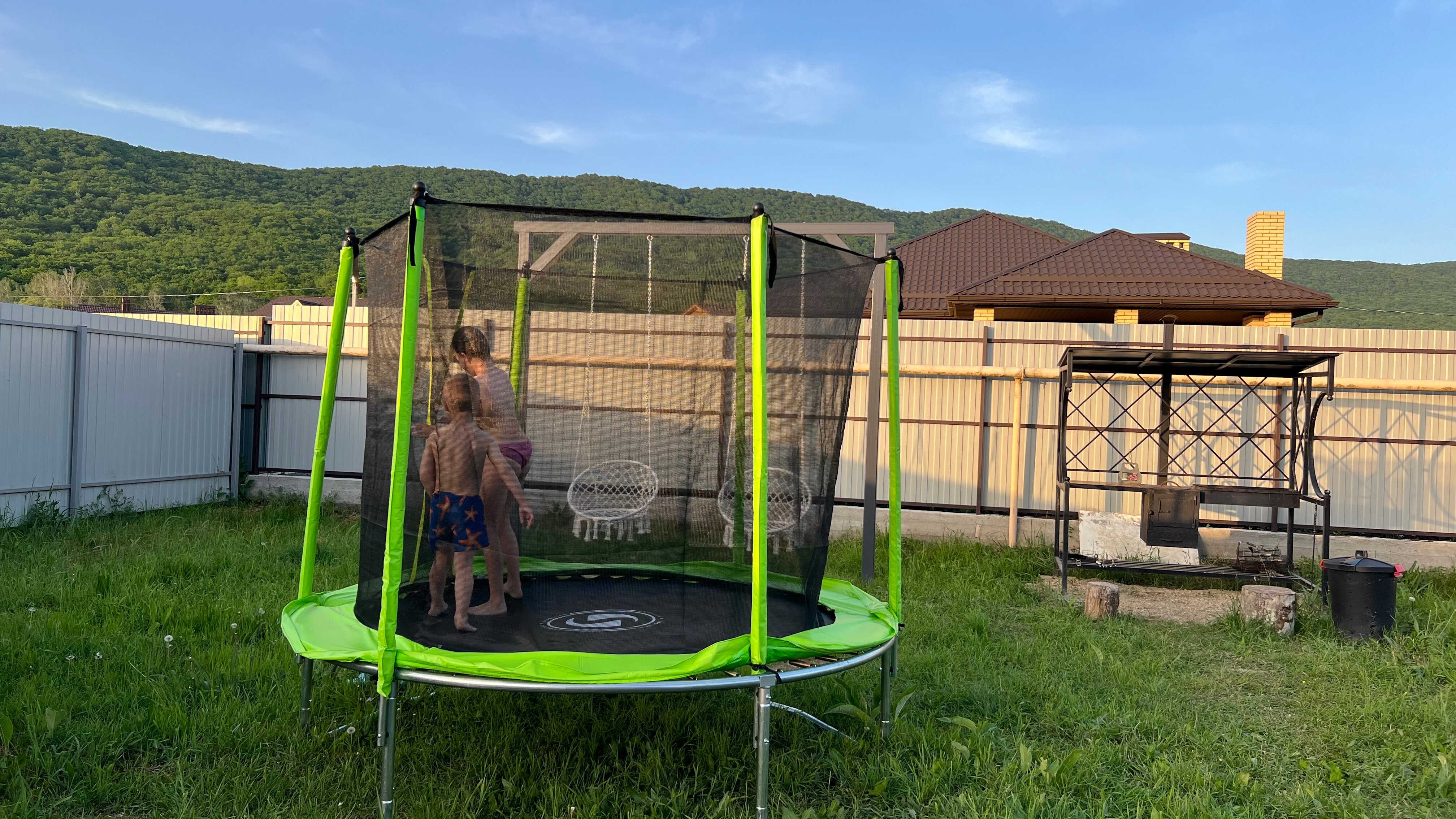 Фото Дом у реки