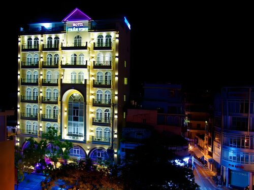 Гостиница Tran Vinh Hotel в Бакльеу