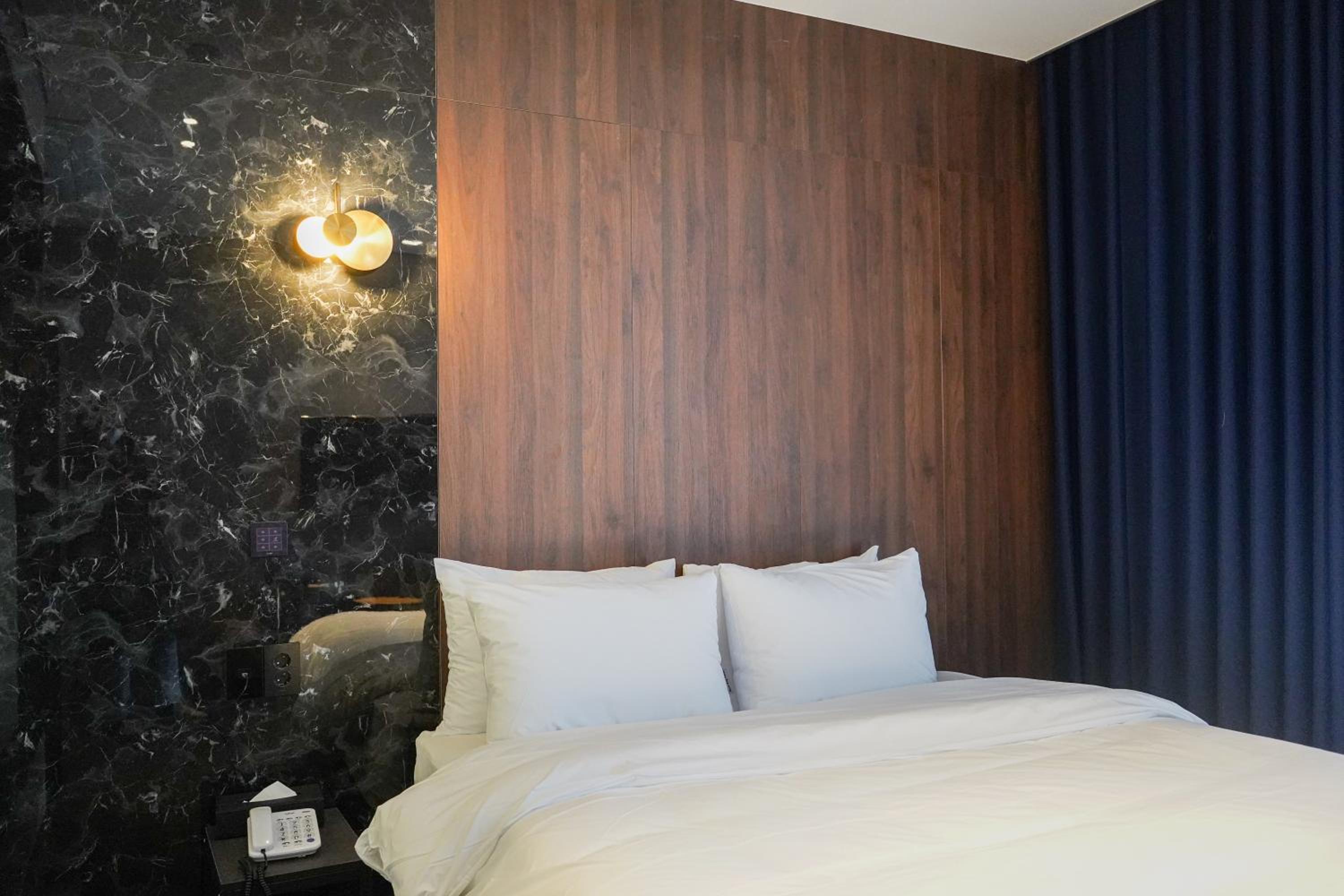 Фото Number25 Hotel