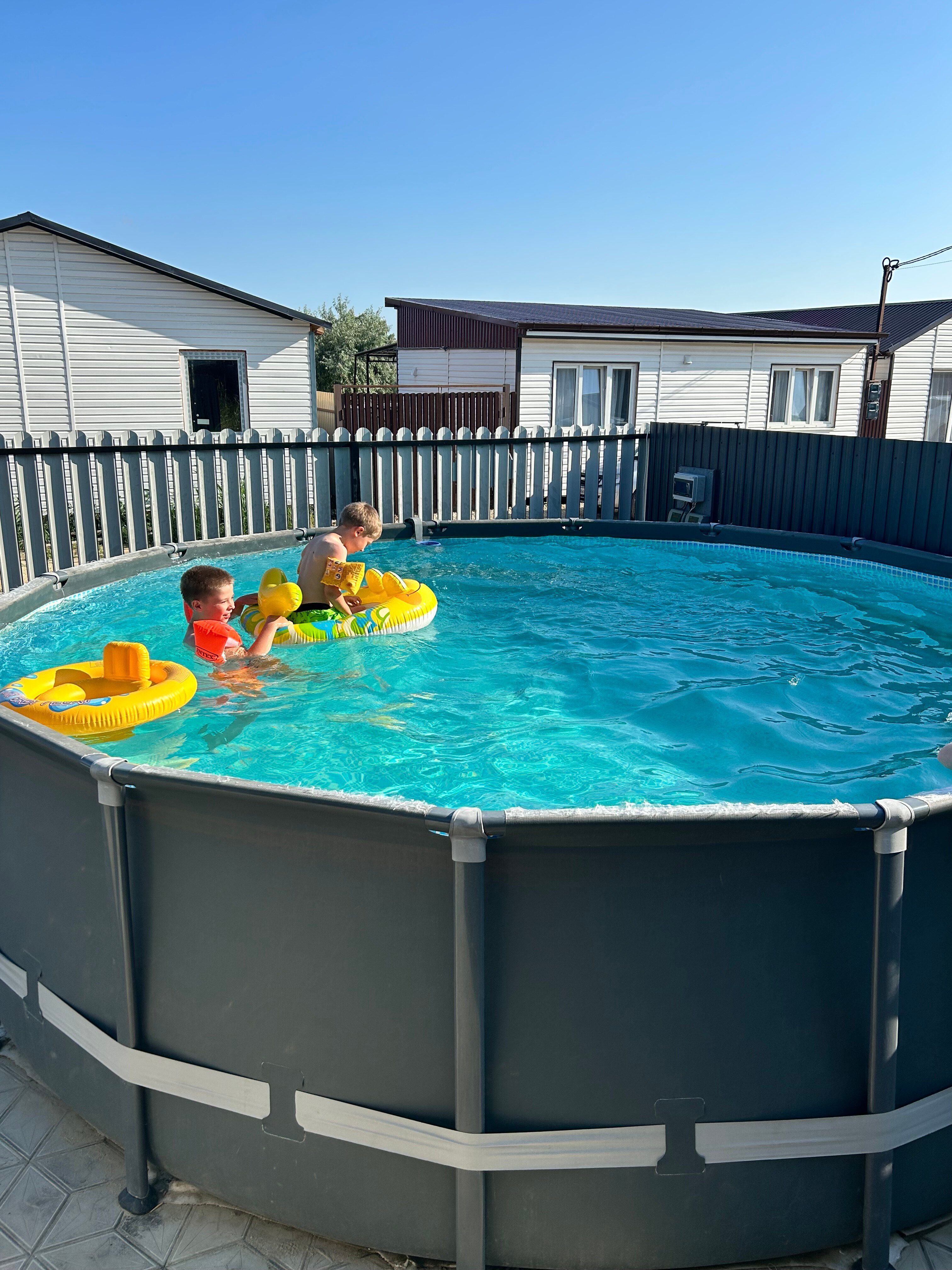 Фото У реки