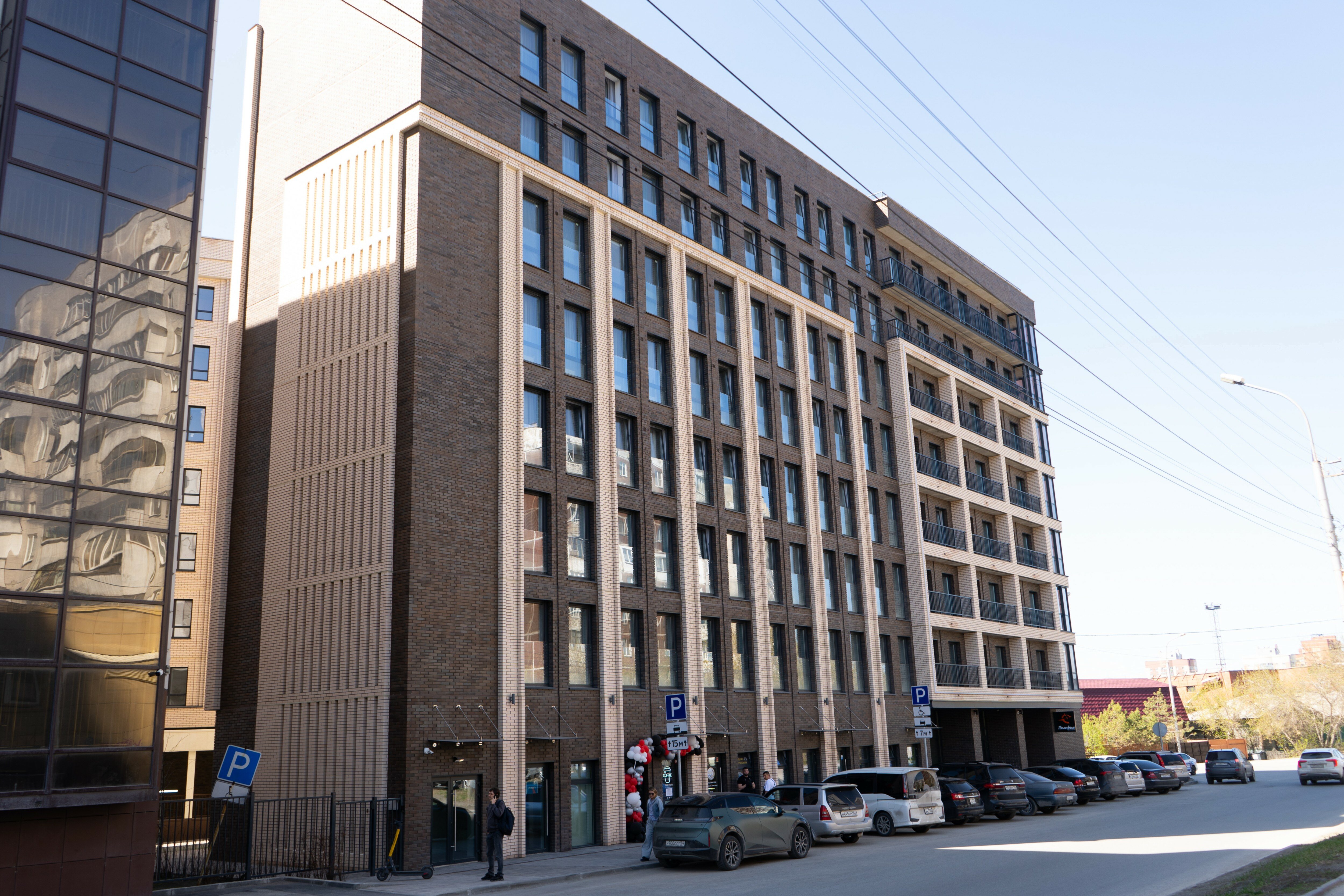 Фото отеля 2