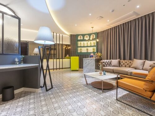 Гостиница Nomad Hotel в Кимхэ