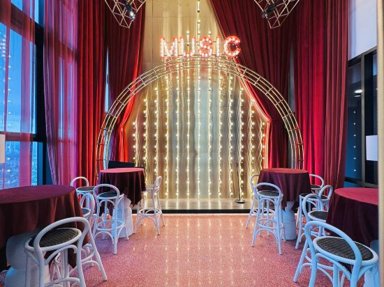 Фото KLCC Luxury Suite @ Scarletz by Lily and Loft