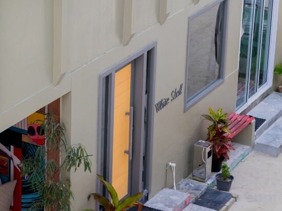 Фото Whiteshell Island Hotel & SPA