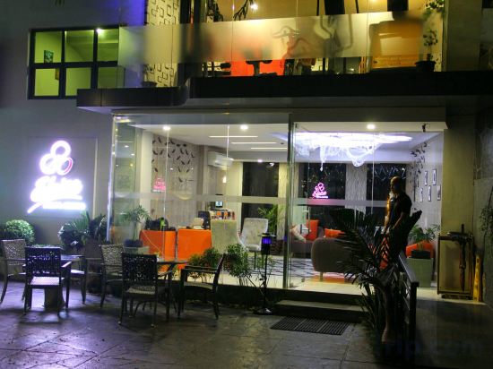 Фото Eloisa Royal Suites