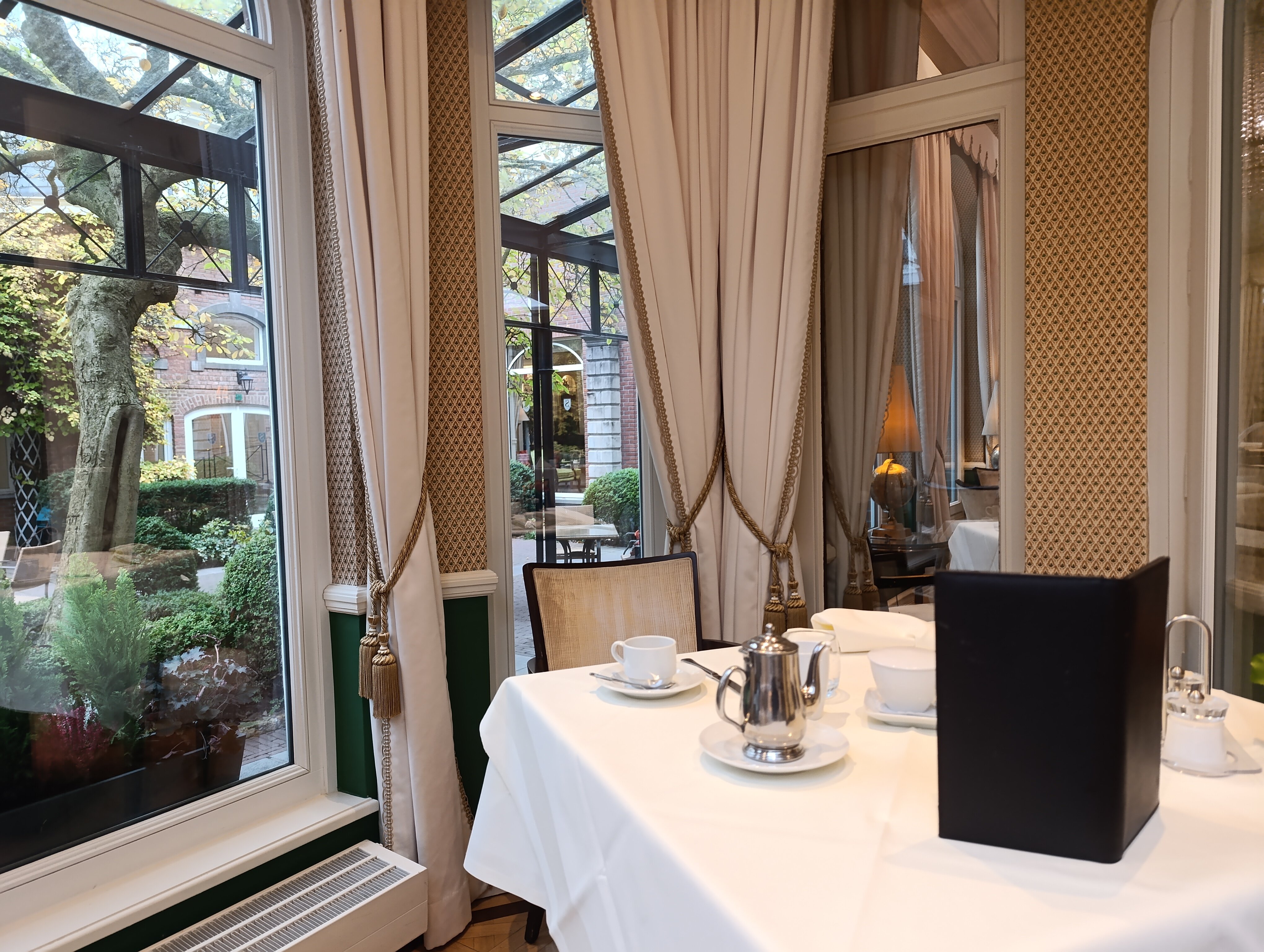 Фото Stanhope Hotel Brussels by Thon Hotels