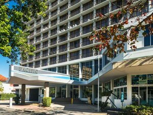 Гостиница Pacific Hotel Cairns