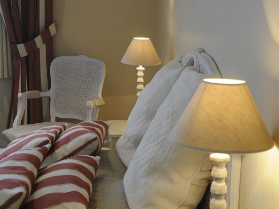 Фото Hotel de Castillion