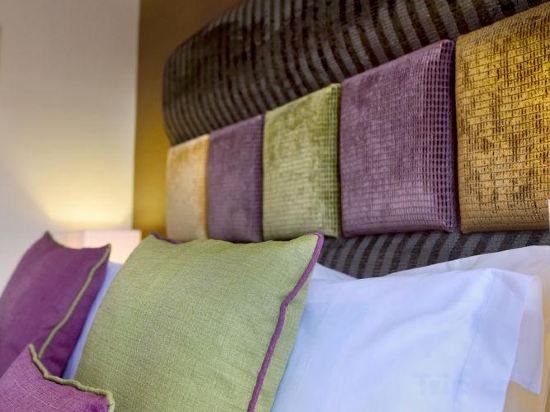 Фото Ten Hill Place Hotel