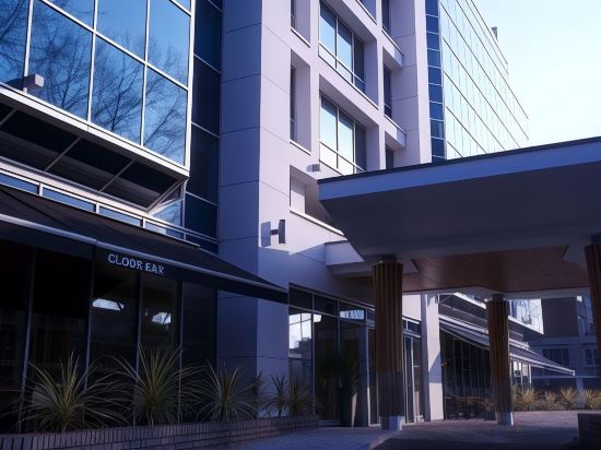 Фото Clayton Hotel Chiswick