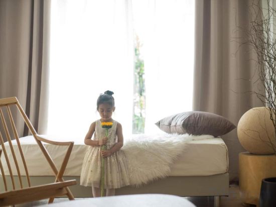 Фото Mini-me Hubs - Charm Suites in Old City