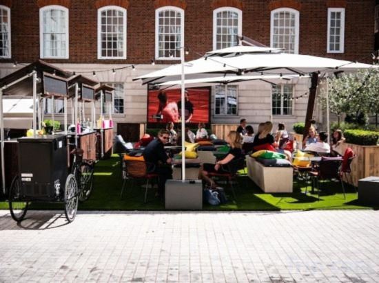 Фото Apex Temple Court Hotel