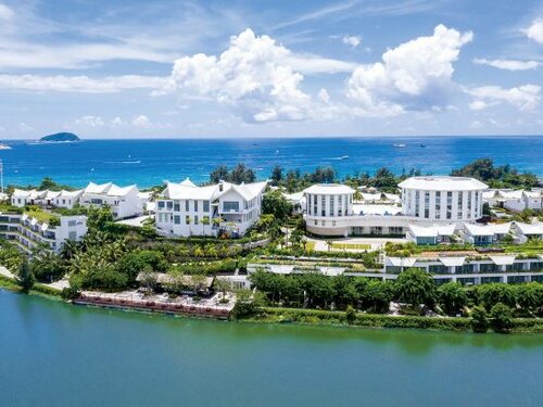 Гостиница Palace Resort Yalong Bay Sanya в Санье