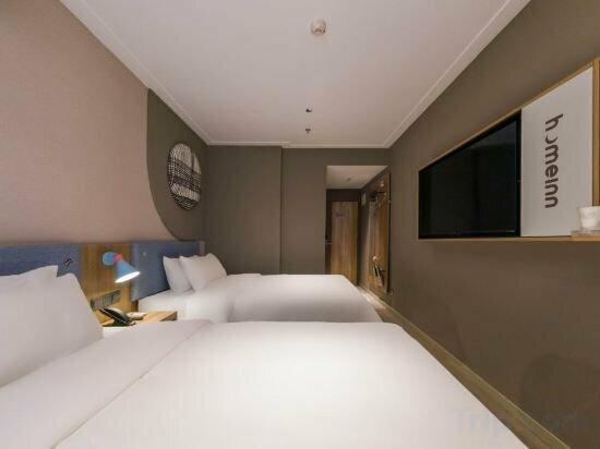 Hotel Home Inn Lujiabang Road, Shanghai, photo