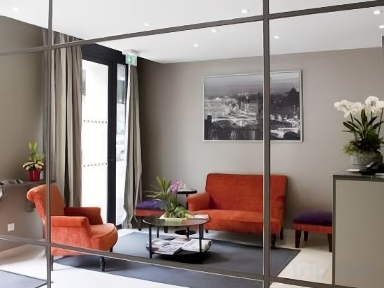 Фото Le Relais Saint Charles Paris