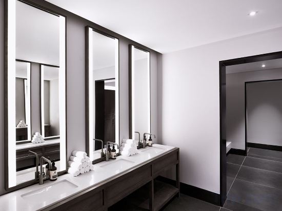 Фото Little National Hotel Canberra