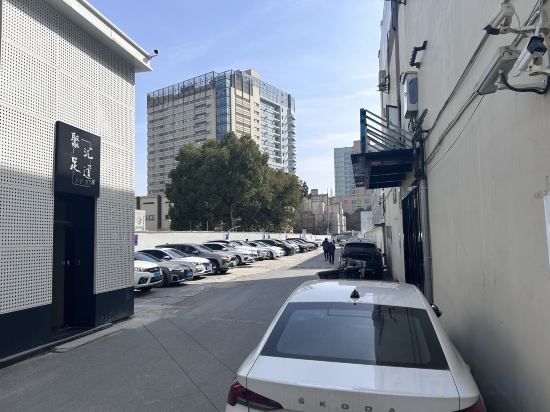 Фото Shanghai Qialin Hotel