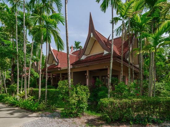 Фото Palm Village Phuket Hotel