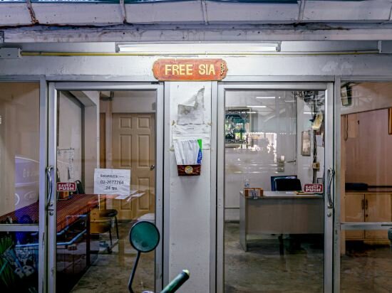 Фото Freesia Saladaeng Silom Apartments