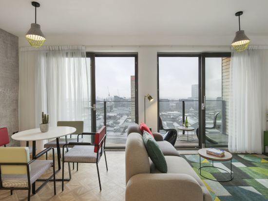 Фото Church Street by Supercity Aparthotels