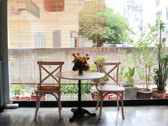 Фото The Best Bangkok House
