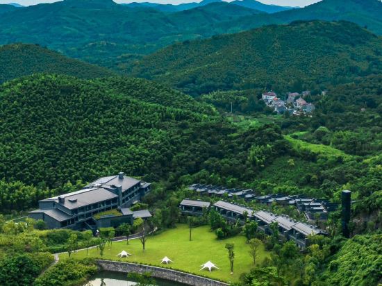 Фото Wyndham Grand Plaza Royale Hot Springs Resort Tianmu Lake