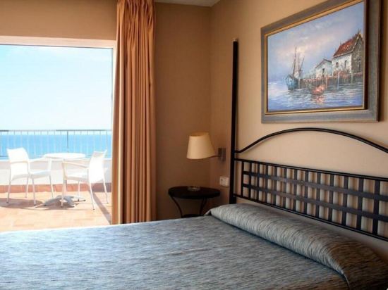 Фото Hotel Subur