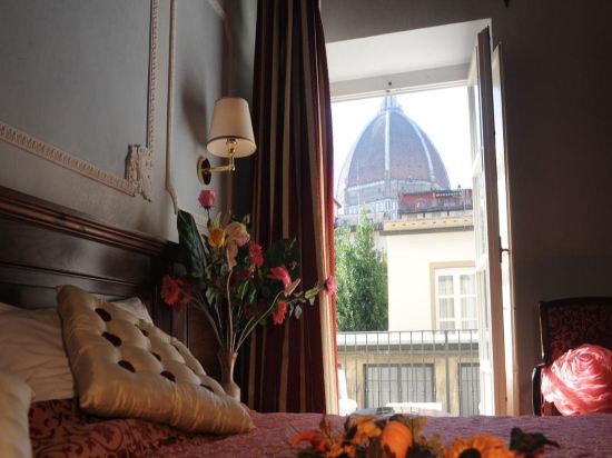 Фото Hotel California