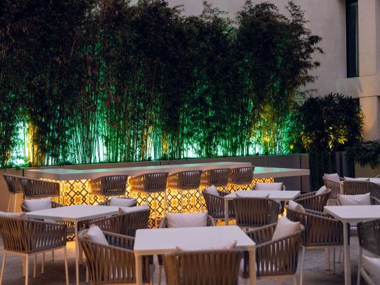 Фото The Godfrey Hotel Hollywood