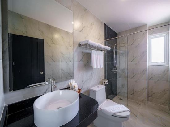 Фото Lhc Hotel and Resort