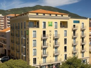 Гостиница Ibis Styles Ajaccio Napoleon