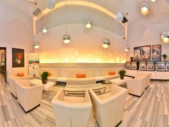 Фото Ravel Hotel Trademark Collection by Wyndham