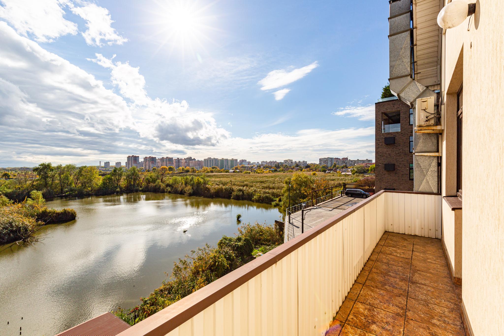 Фото У Озера