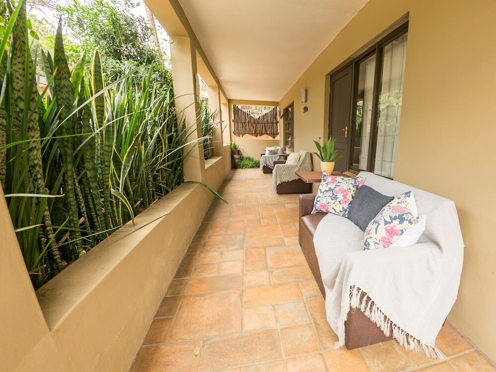 Фото Mackaya Bella Guest House