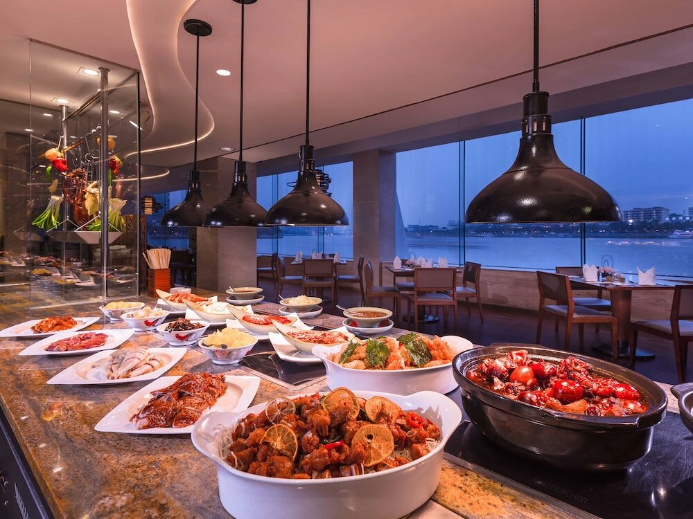 Фото White Swan Hotel