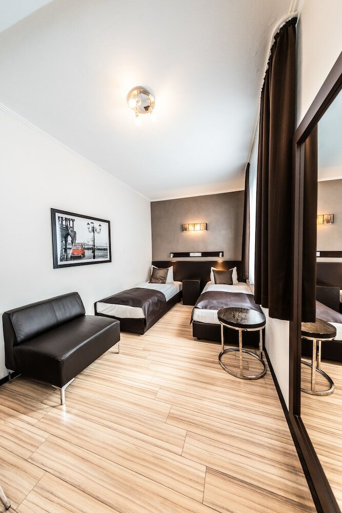 Фото Mauritius Komfort Hotel in der Altstadt