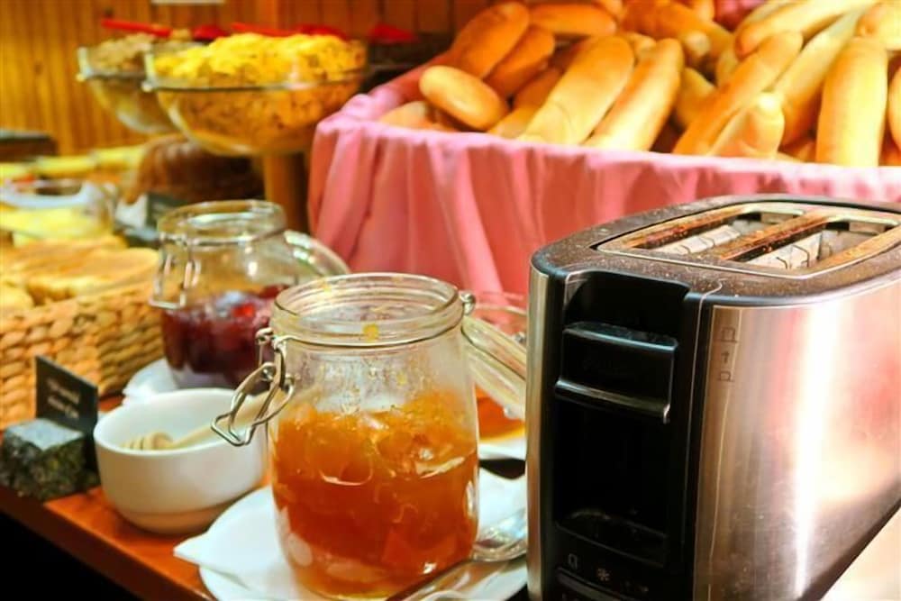 Фото Hotel Harrachov Inn