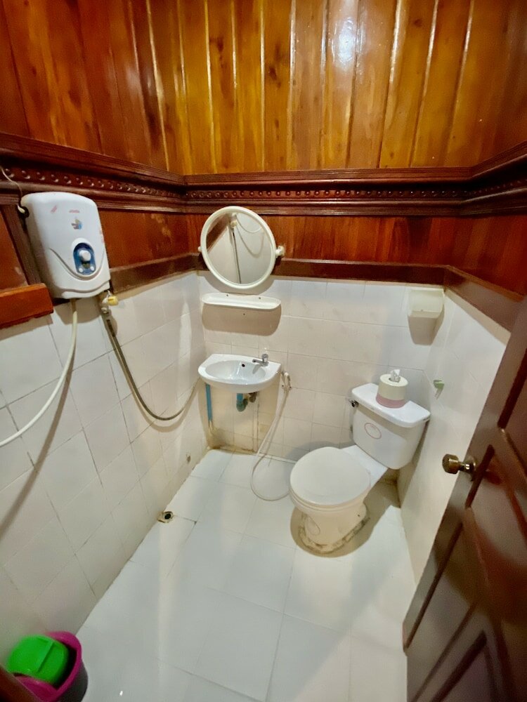 Фото Soutikone 1 Guesthouse