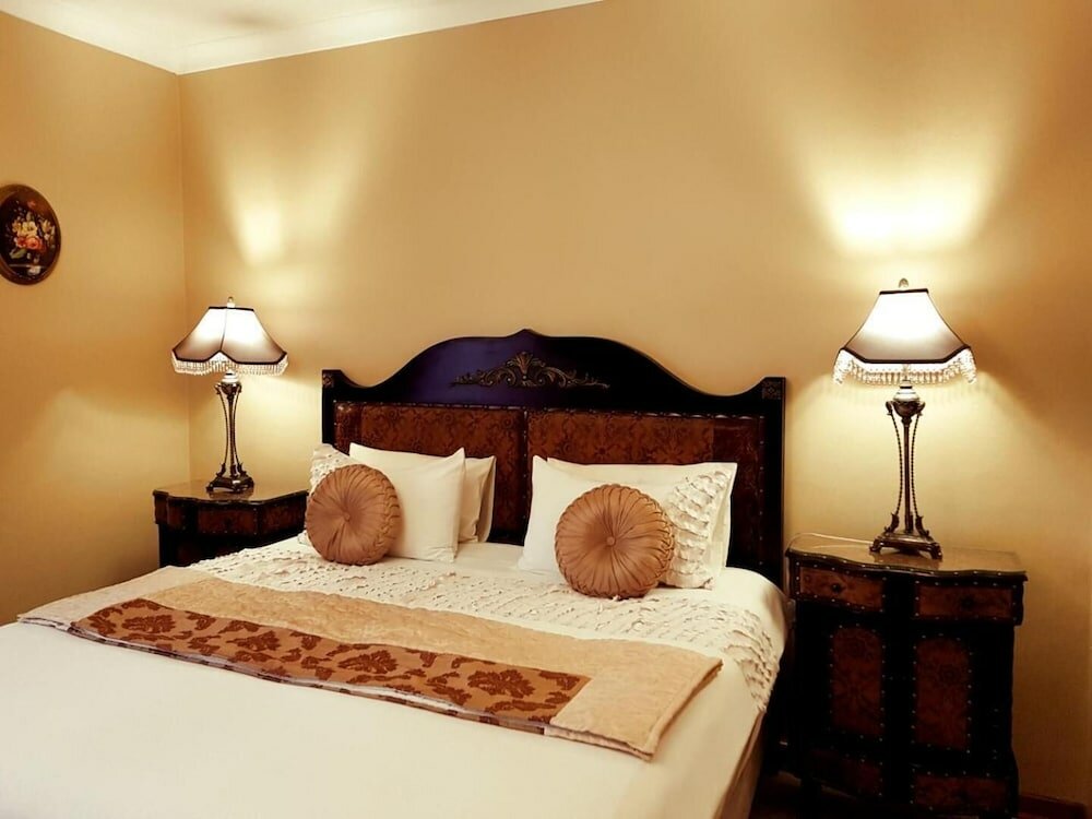 Фото Kimberley Manor Guesthouse