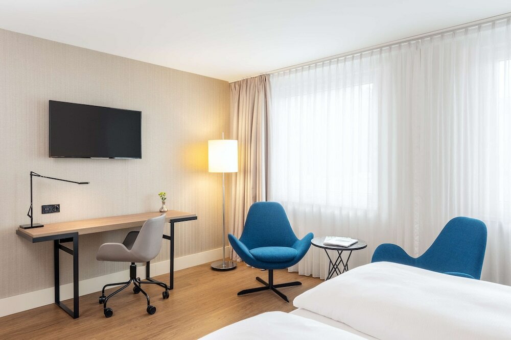 Фото Nh Köln Altstadt