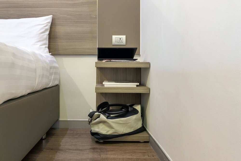 Фото Red Planet Bangkok Surawong