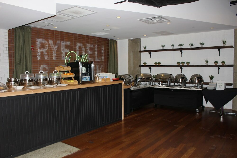 Фото Crowne Plaza Chicago West Loop, an Ihg Hotel